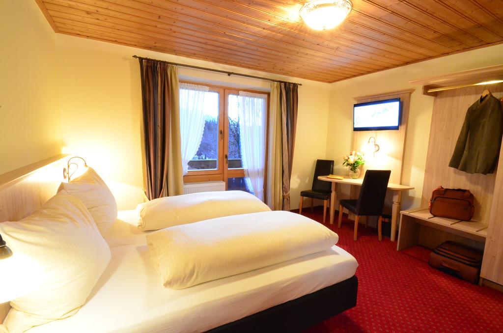 Guest house Gaestehaus Sonnenbichl Fischbachau