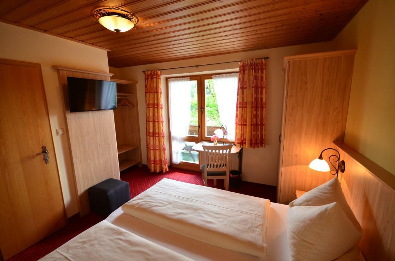 Guest house Gaestehaus Sonnenbichl Fischbachau